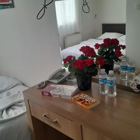 Efendi 2* איסטמבול